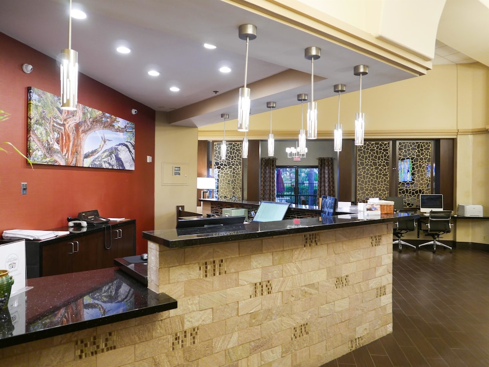 Best Western Escondido Hotel 8/35