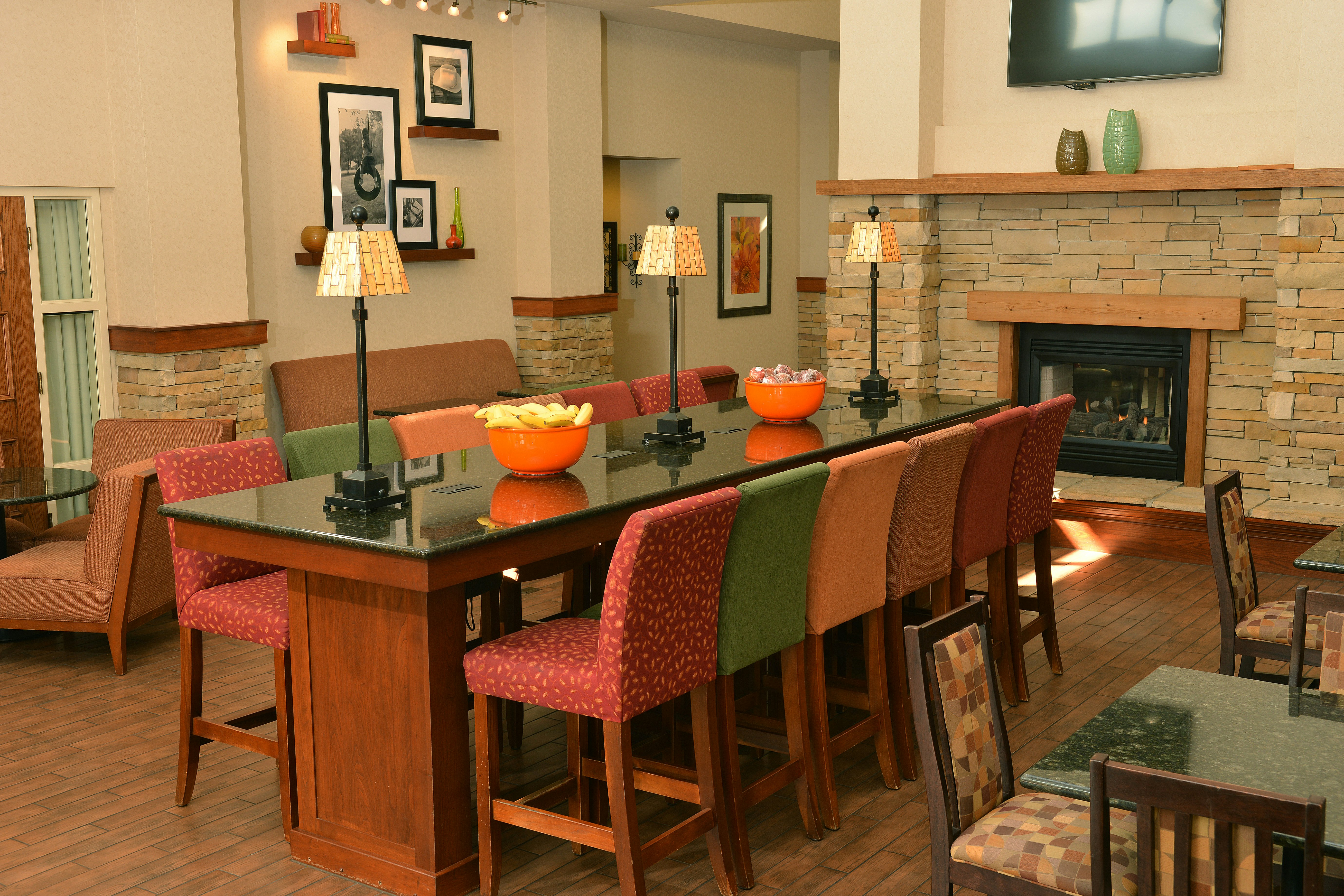 Hampton Inn and Suites Springfield 16/26
