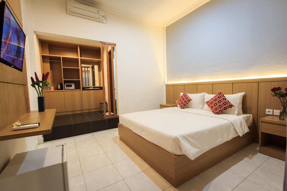 Pondok Anyar Inn 13/50