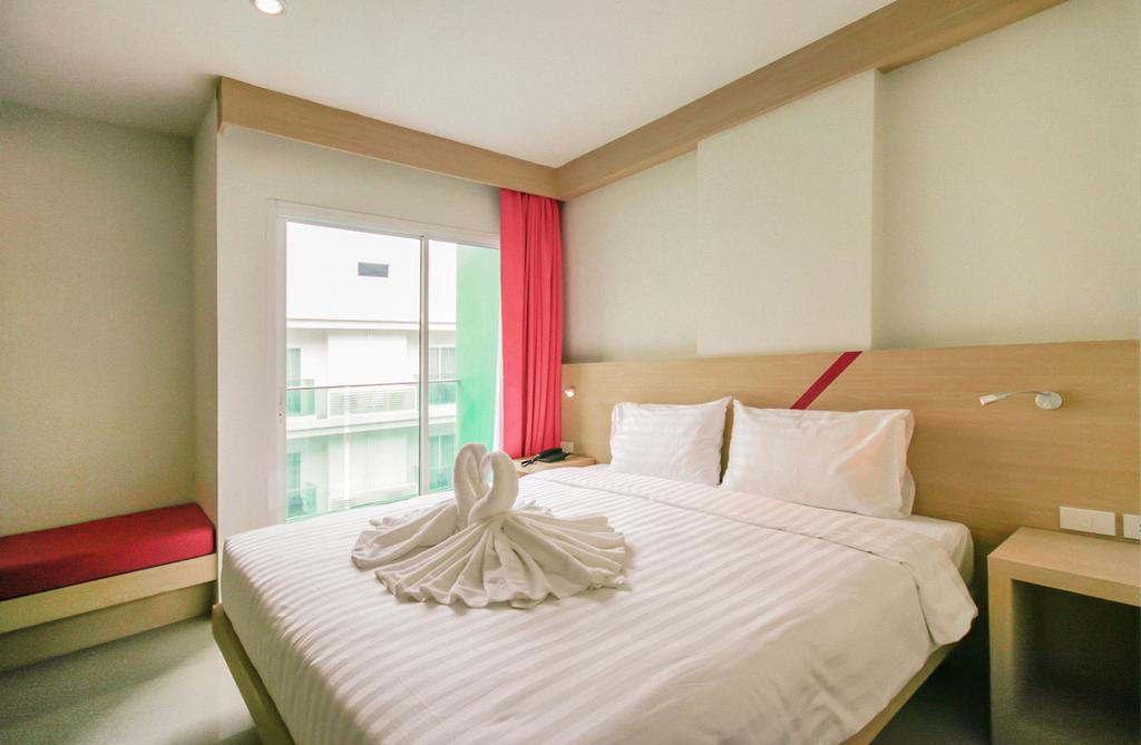 Sun Sea Sand Hotel 9/50