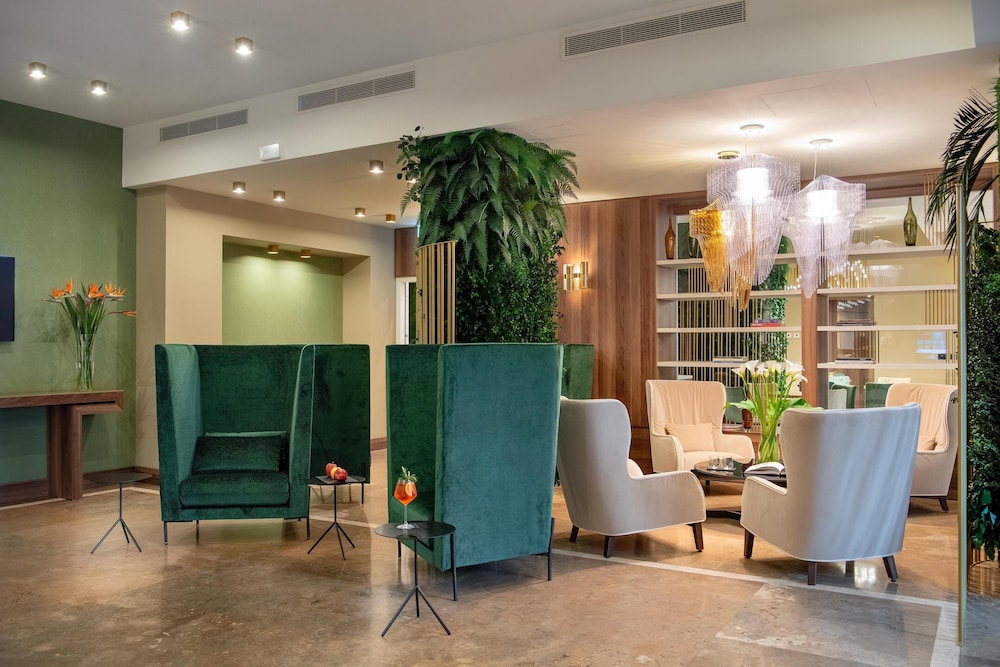 Hotel Tocq 3/50