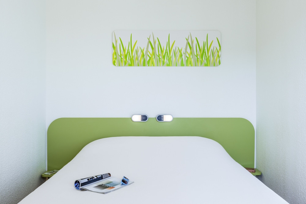 Ibis Budget Courbevoie Paris La Defense 1 35/72
