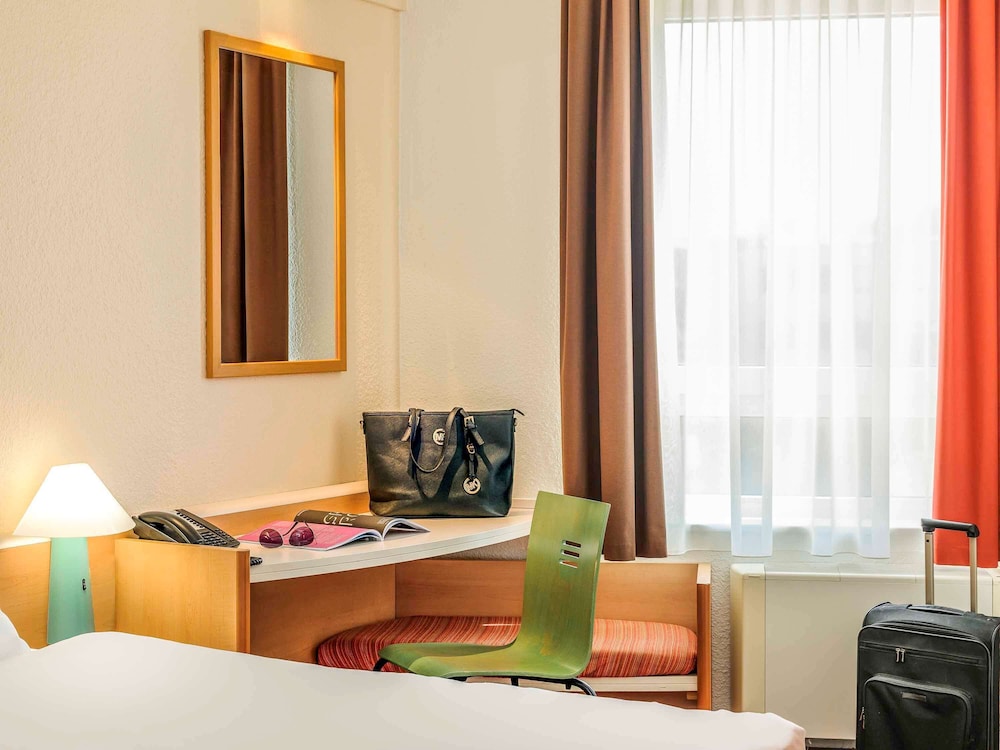 B&B HOTEL Bochum Hbf-Sud 55/56