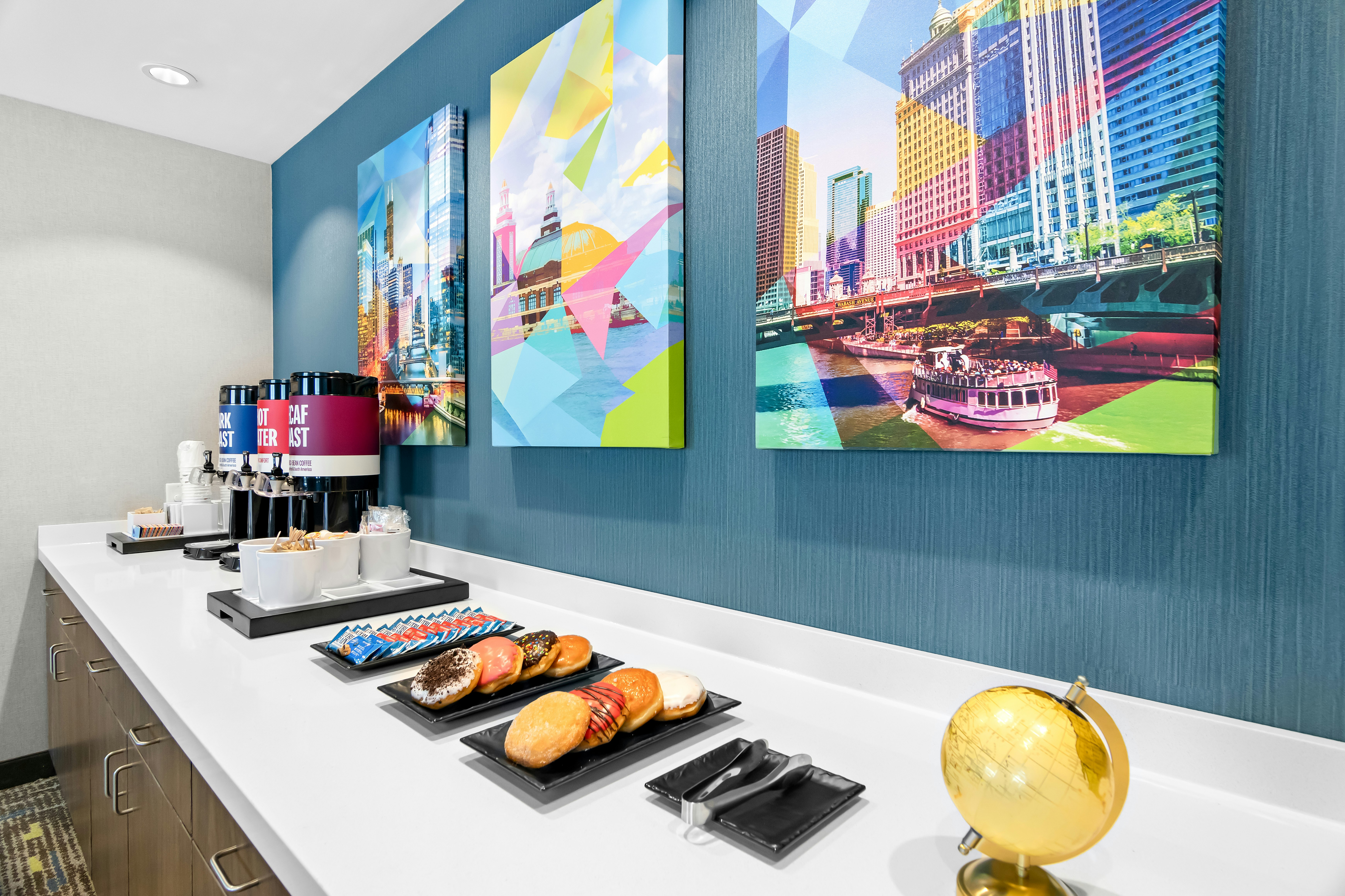 Hampton Inn & Suites Chicago Medical District UIC 7/34