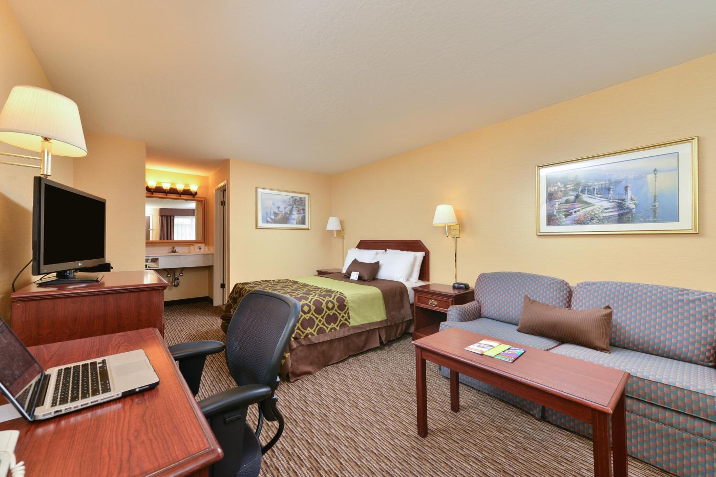 Americas Best Value Inn San Jose Convention Center 25/38