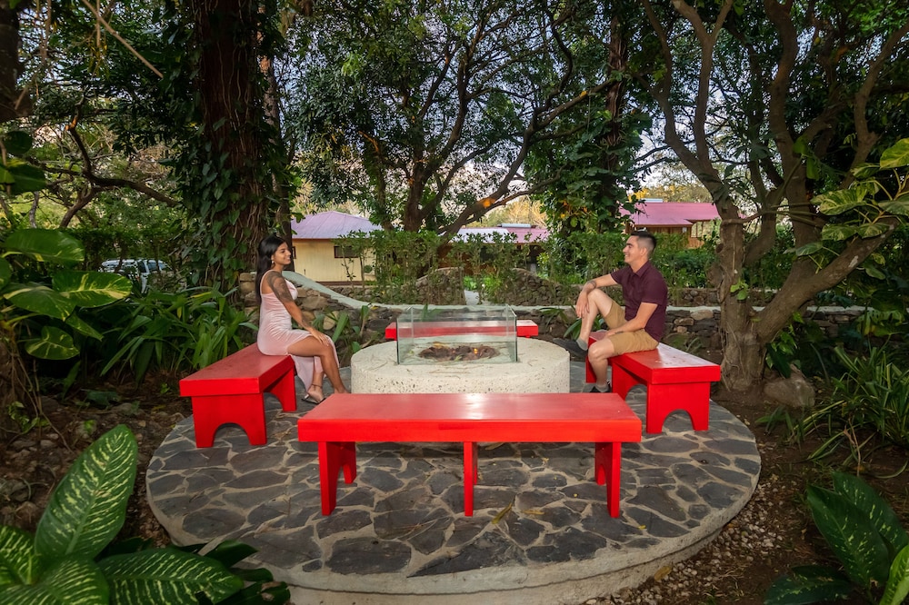 Hacienda Guachipelin Hotel 63/71