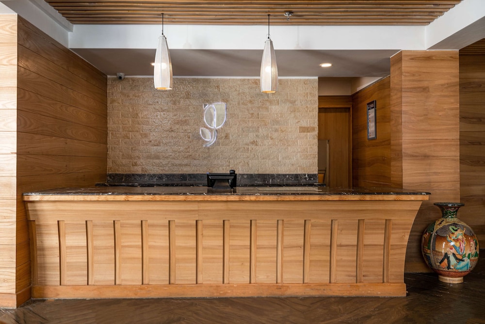 Country Inn & Suites by Radisson, Sonamarg 3/50