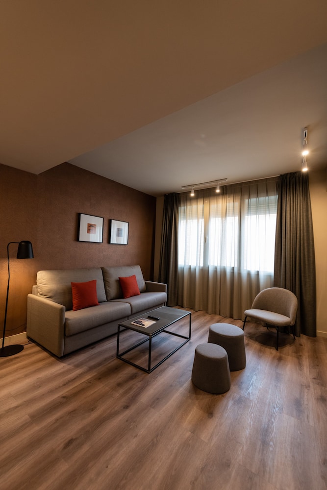 Atenea Rekord Suites 39/50