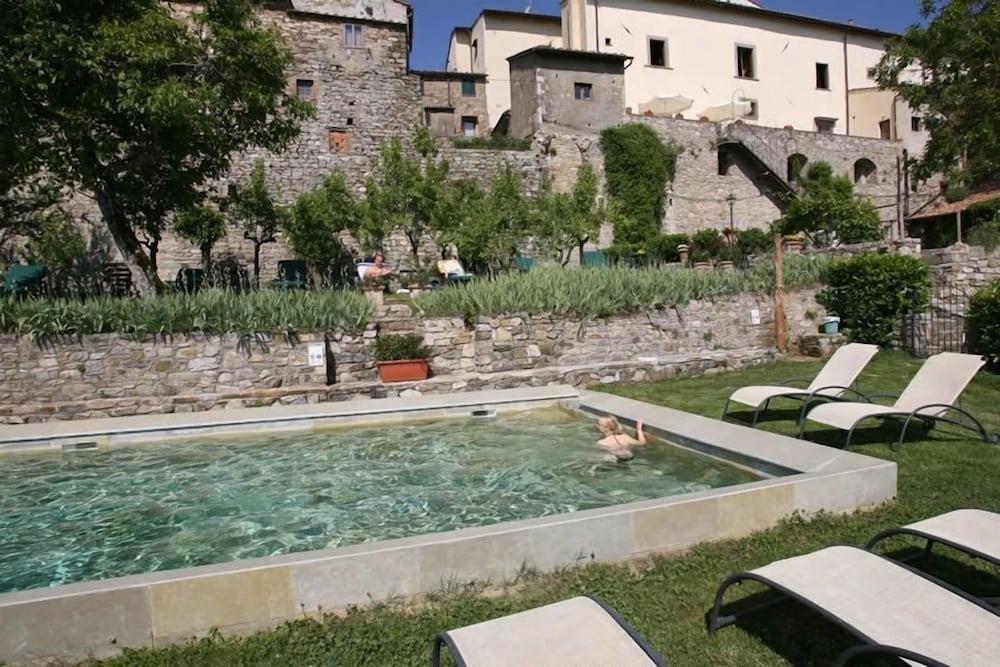 Palazzo Squarcialupi 34/43