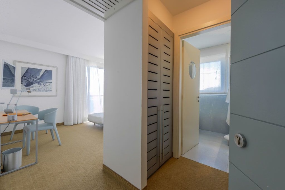 Miramare Hotel 21/72