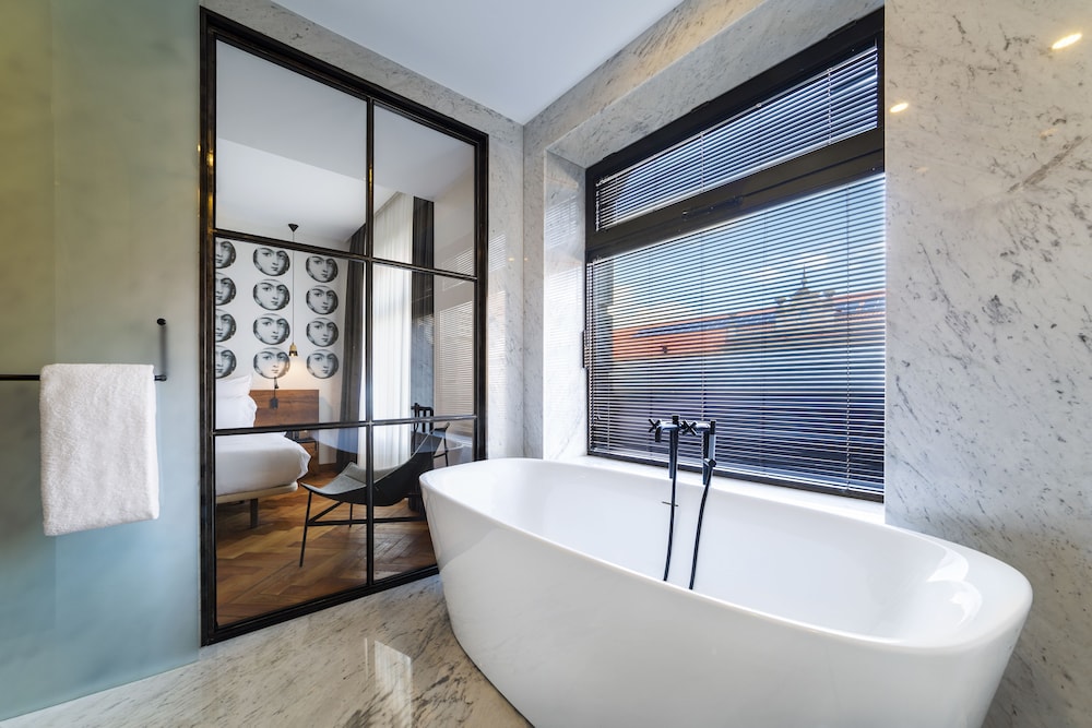 Shota Rustaveli Boutique hotel 68/68