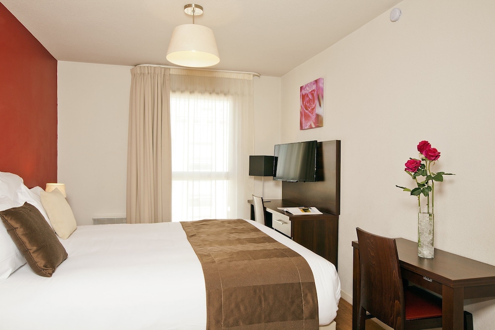 Sejours & Affaires Paris Malakoff 21/36