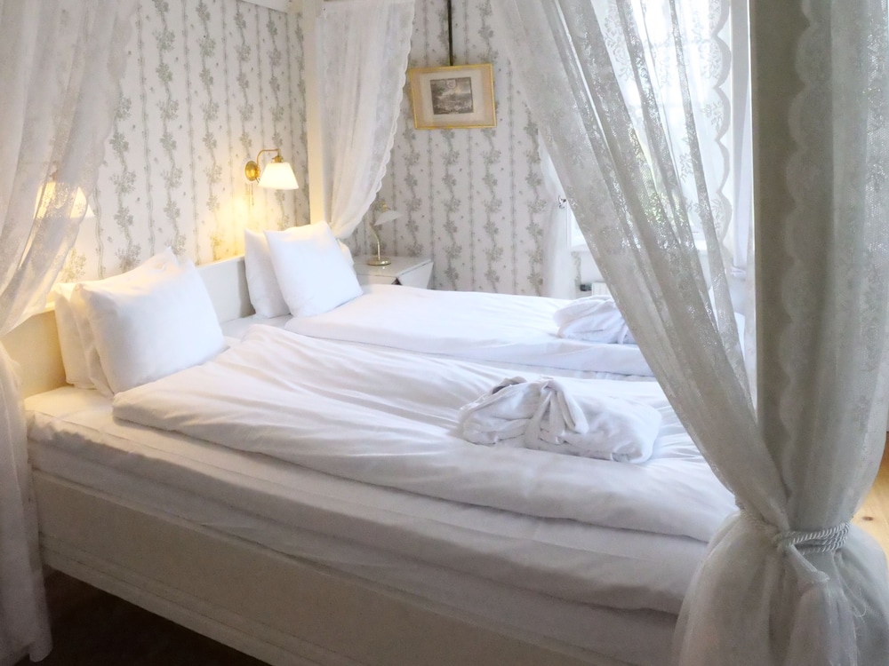 Sodertuna Slott 10/42