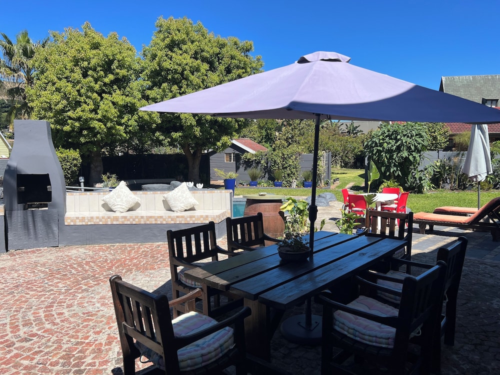 Pelican Lodge 32/50