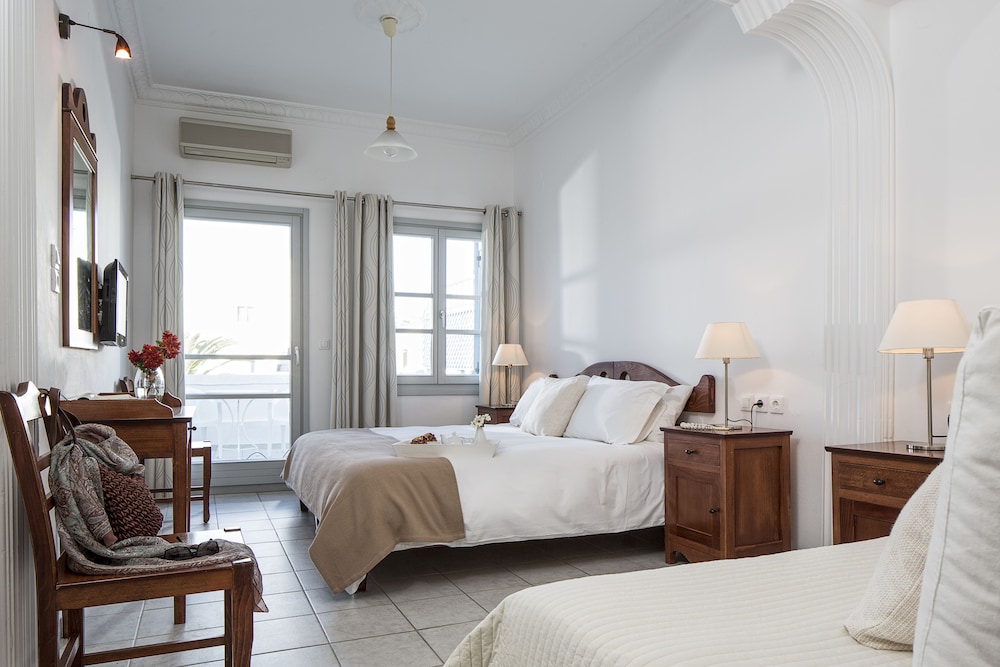 Acteon Hotel 20/52