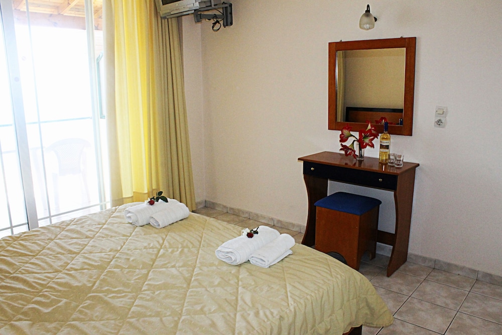 Lido Sofia Apartments 11/37