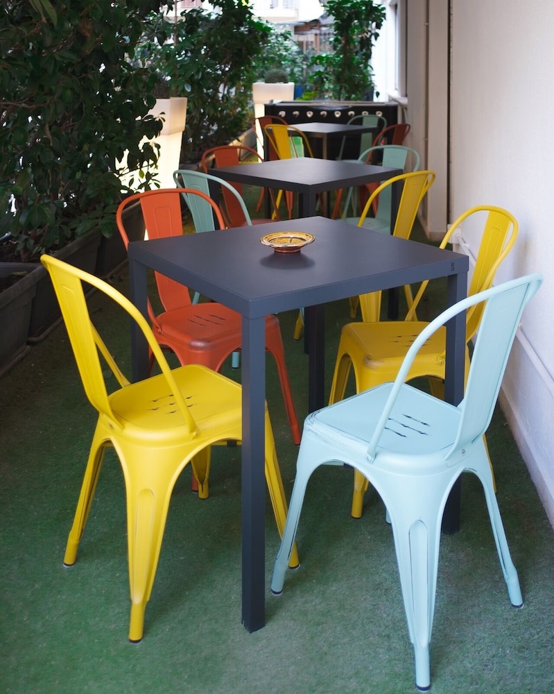 Hostelo Luxury Hostel 56/64