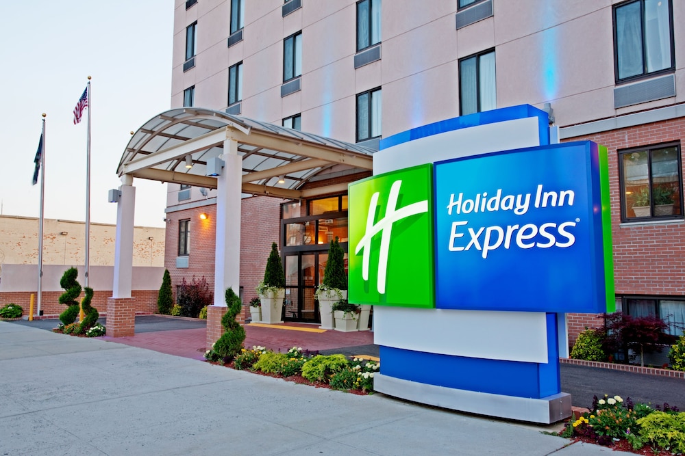 Holiday Inn Express Brooklyn 2/29