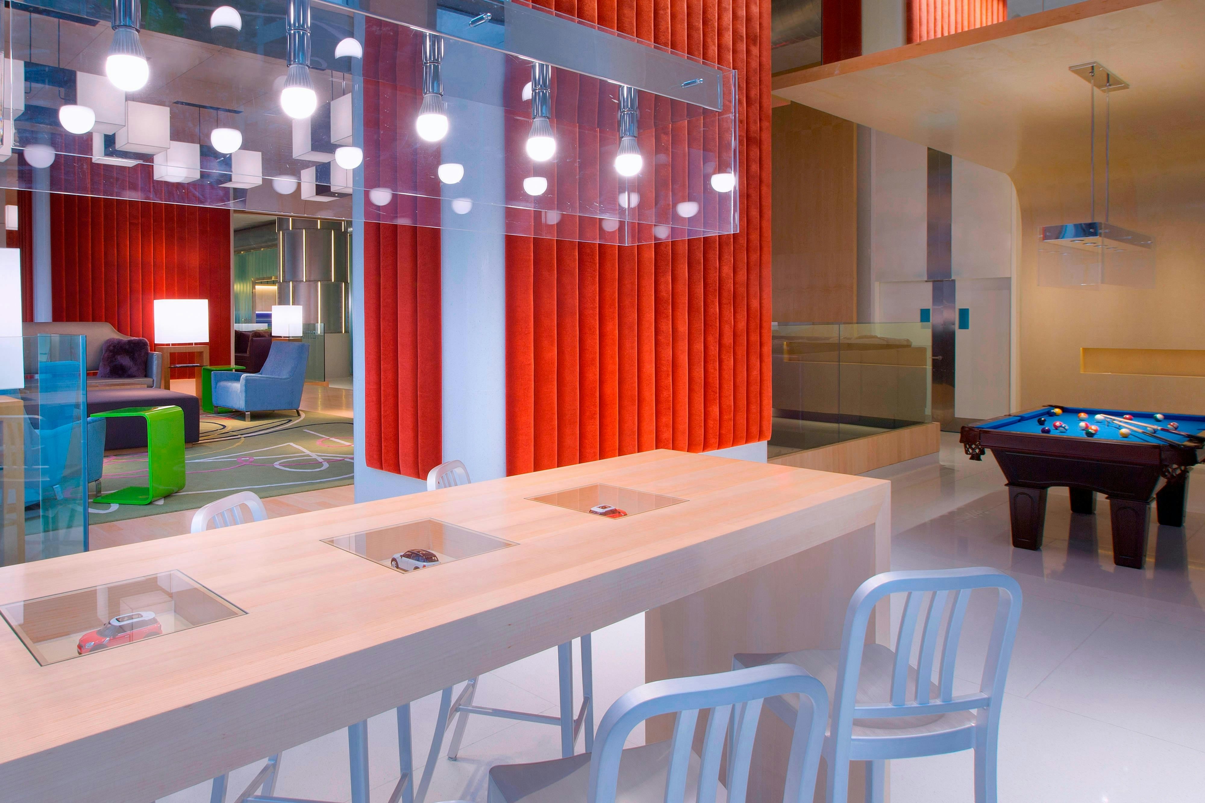 Aloft Kuala Lumpur Sentral Hotel 52/82