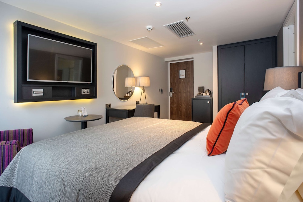 STANDARD, DOUBLE BED