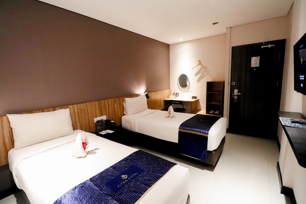 Fitra Hotel Majalengka 10/43