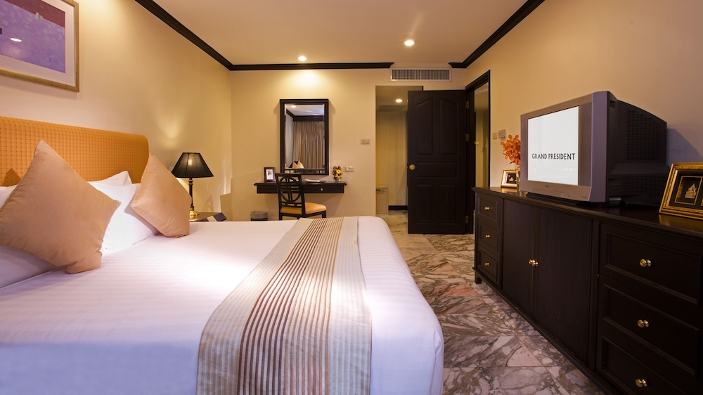 PIPA Bangkok Sukhumvit 11 by Kingston Hotels 19/60