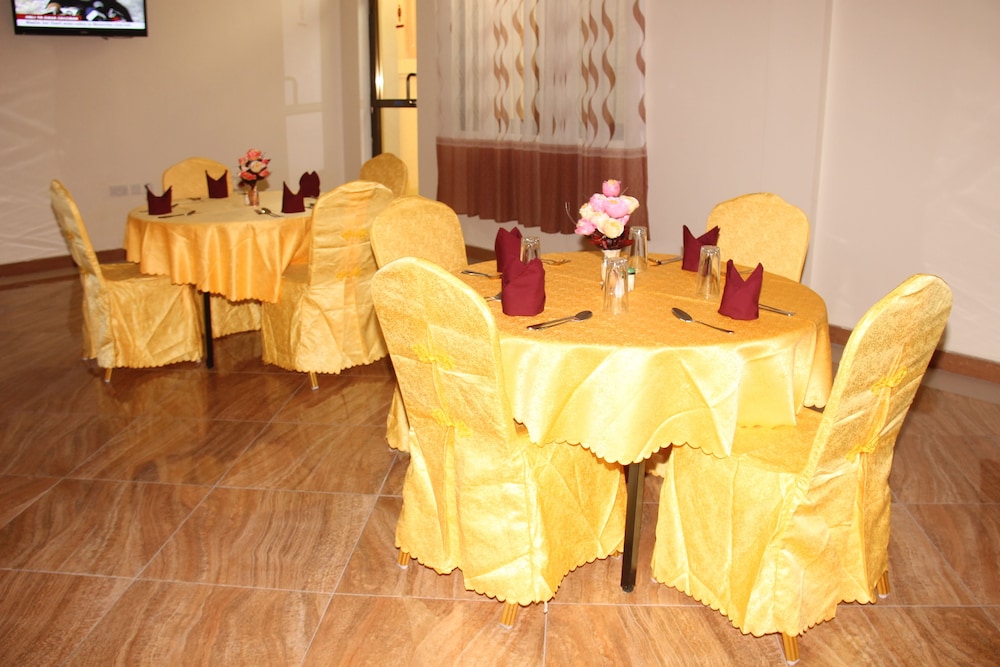 Silver Paradise Hotel 25/31