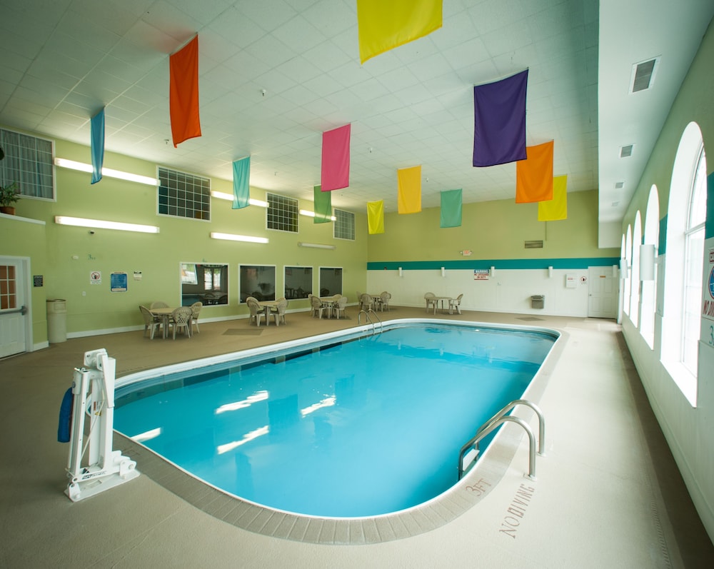 Northfield Inn Suites Conference Center 2/63