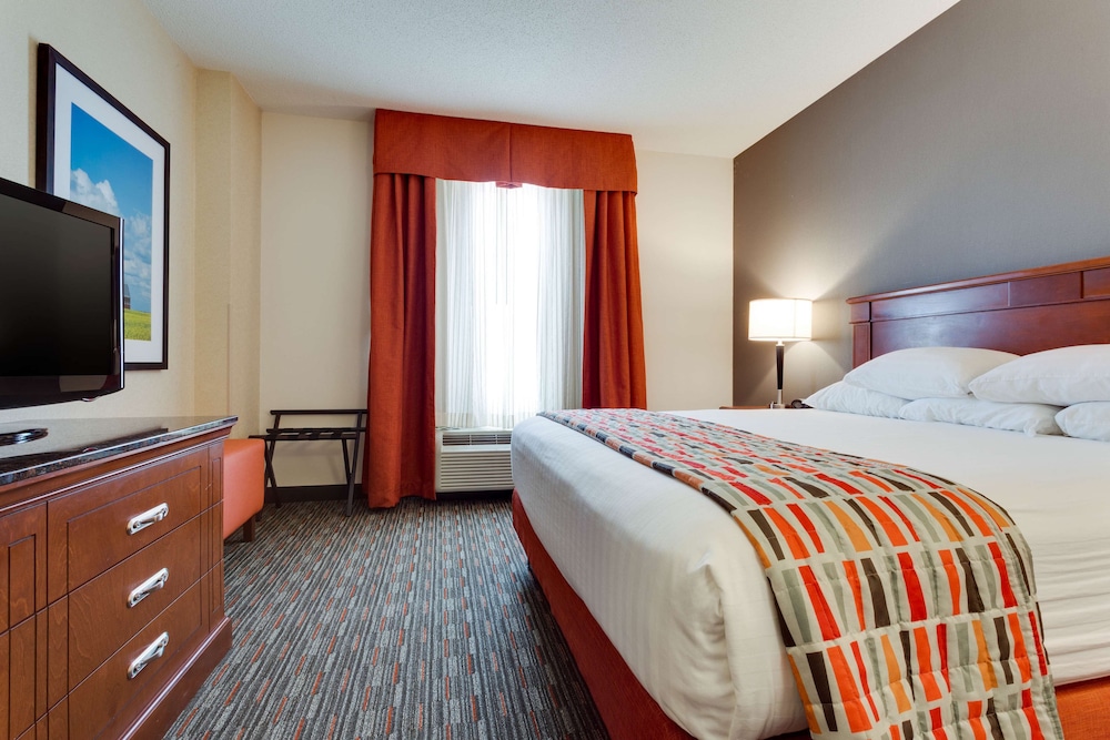 Drury Inn and Suites Greenville 3/36