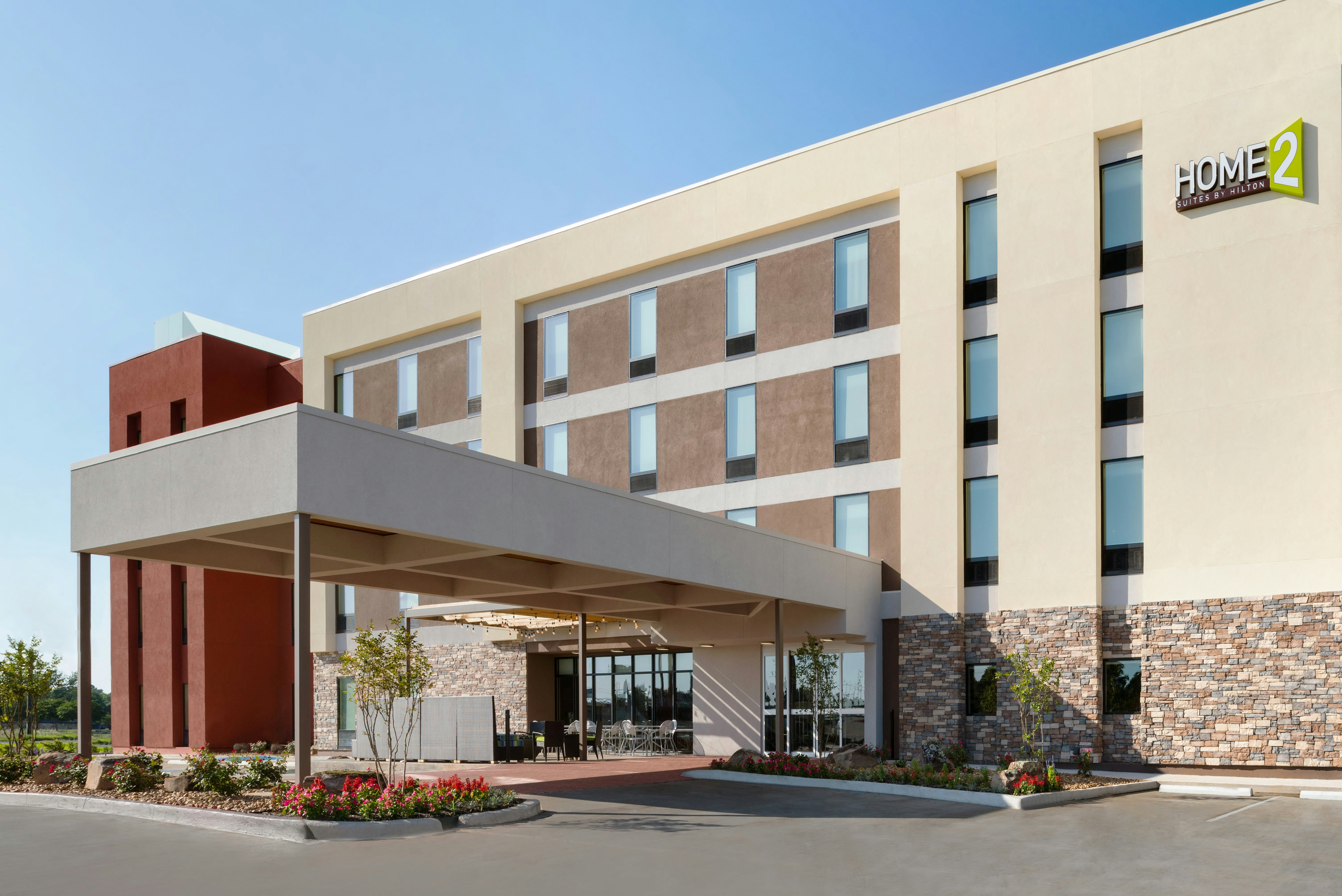 Home2 Suites by Hilton Alexandria 24/26