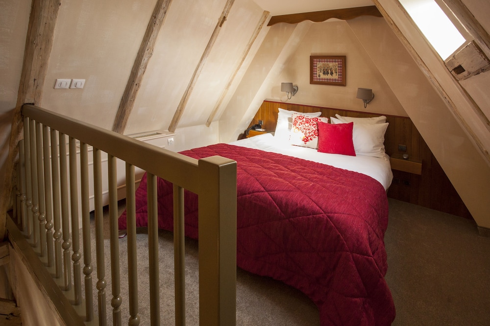 Hotel Beaucour 26/83