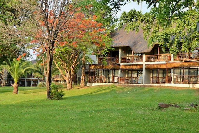 Cresta Mowana Safari Resort Spa 54/62