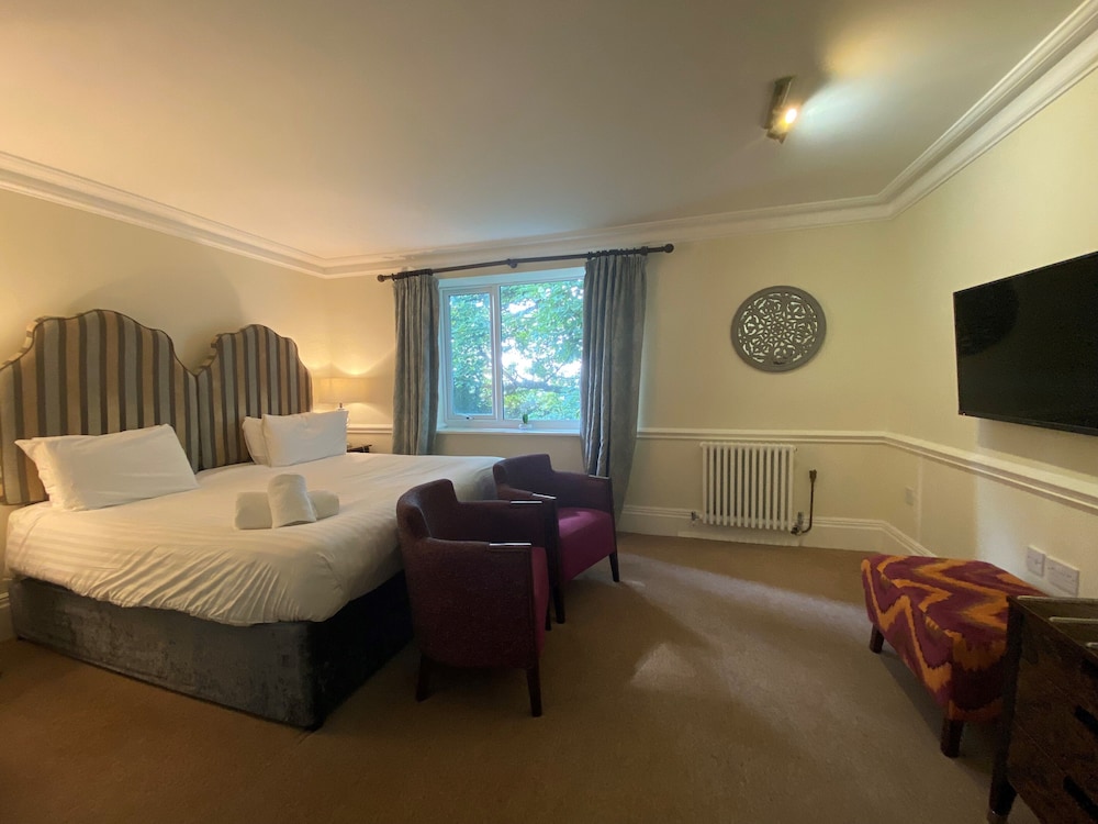 Hollin House Hotel 61/76