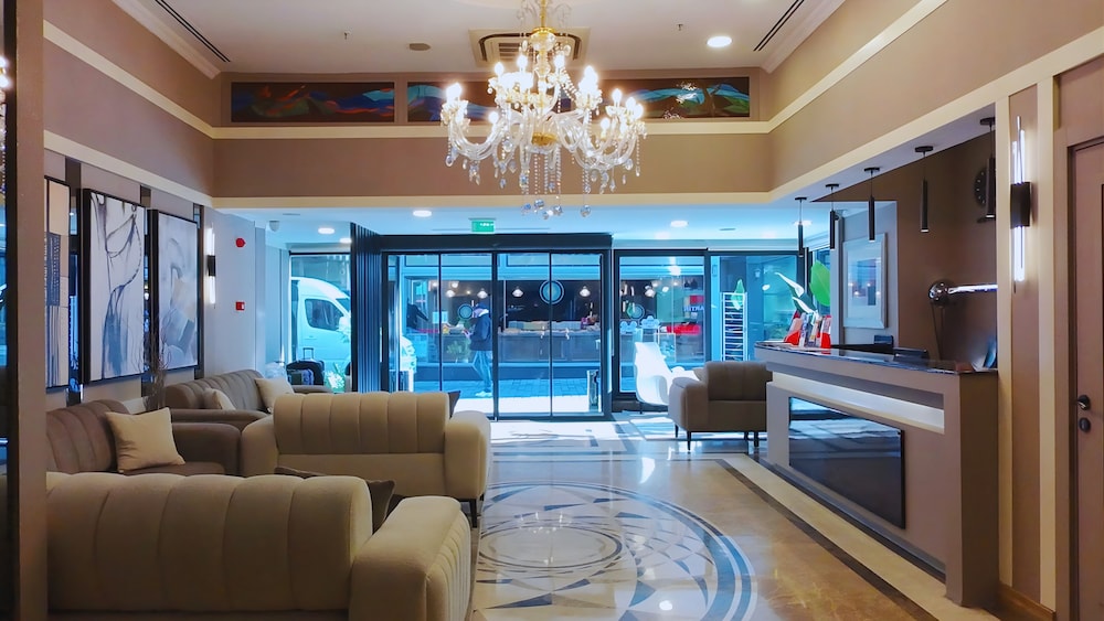 Aven Hotel 51/60