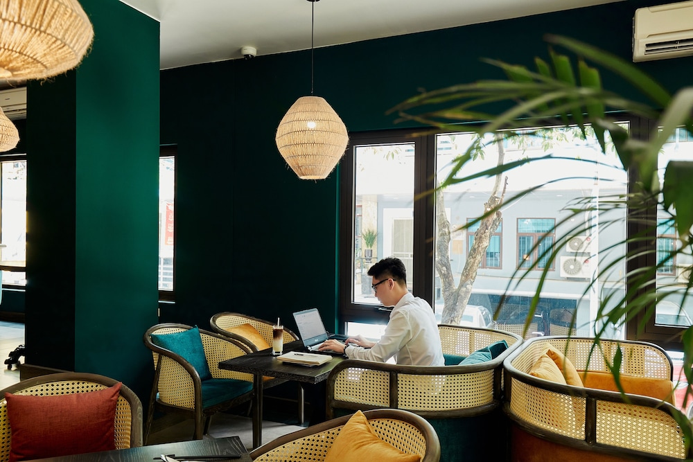 The Bloom Classic - Hotel and Bistro 9/49