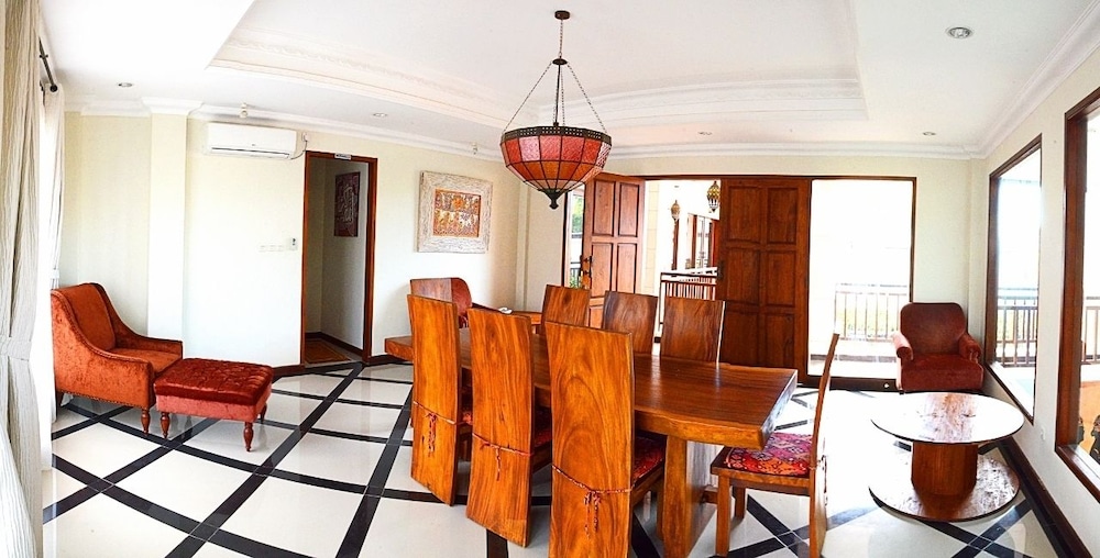 Hastinapura Residence 24/32