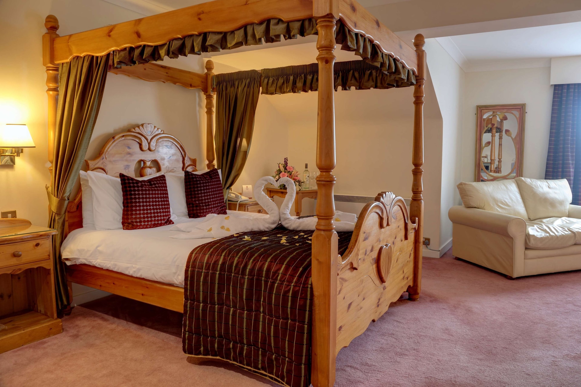 Canopy, Standard, King Bed