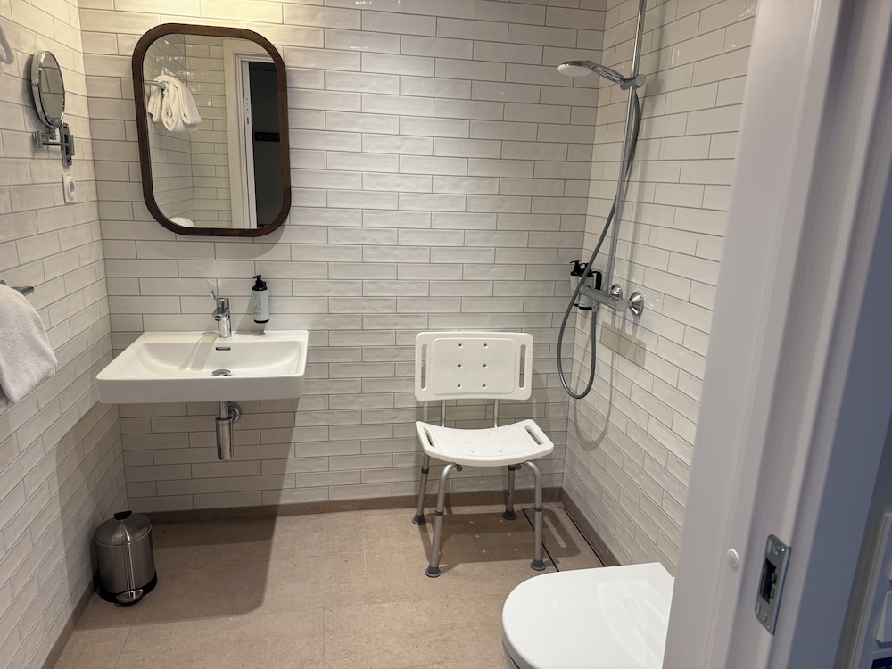 غرفة سوبيريور بسرير مزدوج لذوي الإعاقة، Havna Hotel & Sjobad 8/8