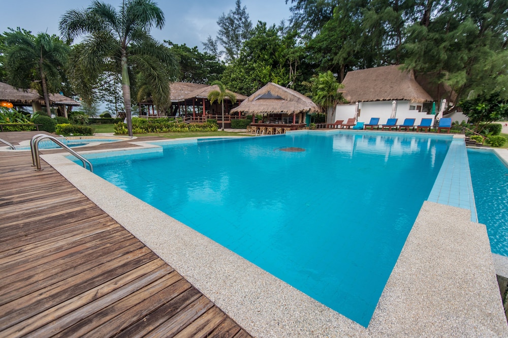 Twinbay Resort And Spa 46/69