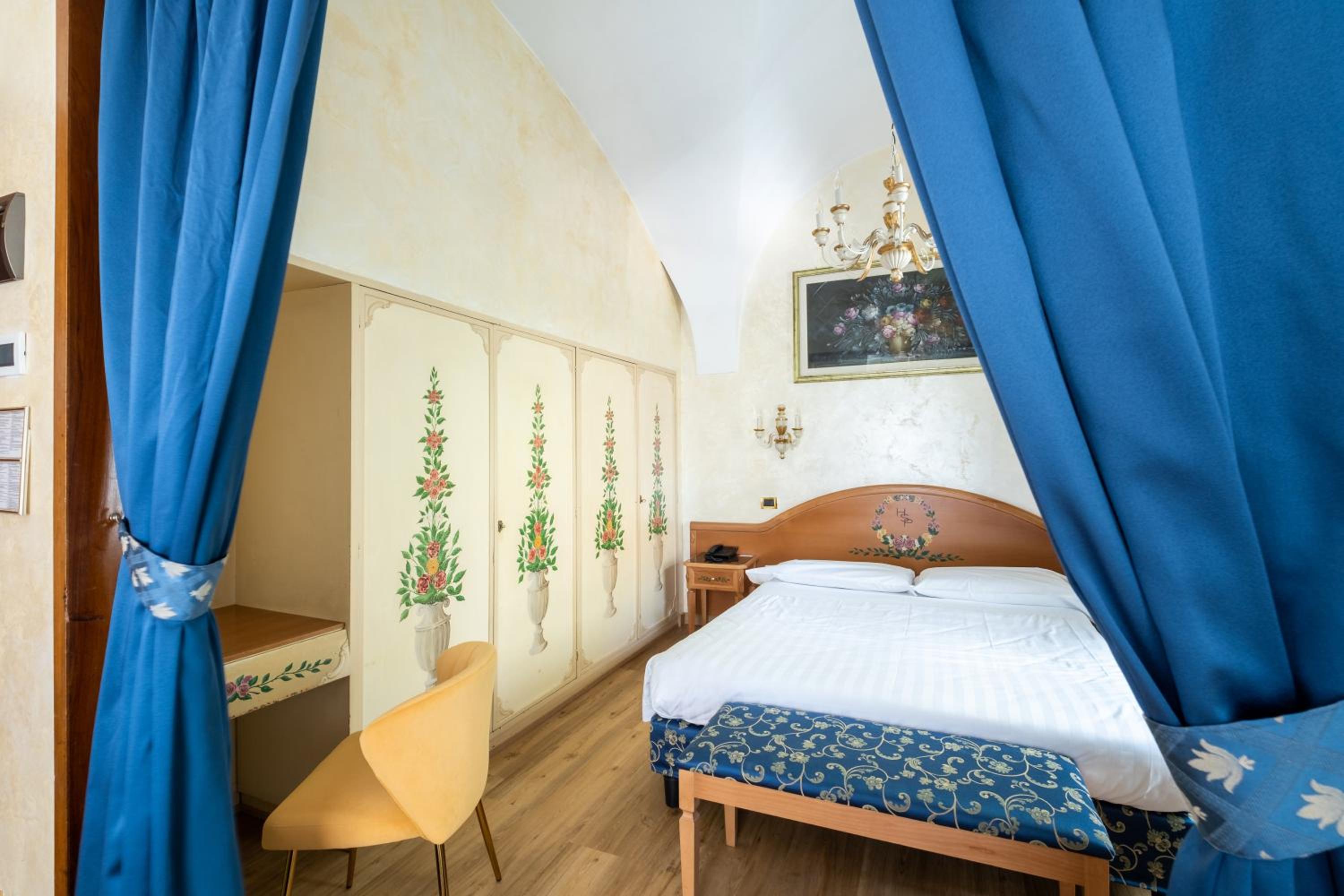 جناح جونيور، Santa Prisca 2/6