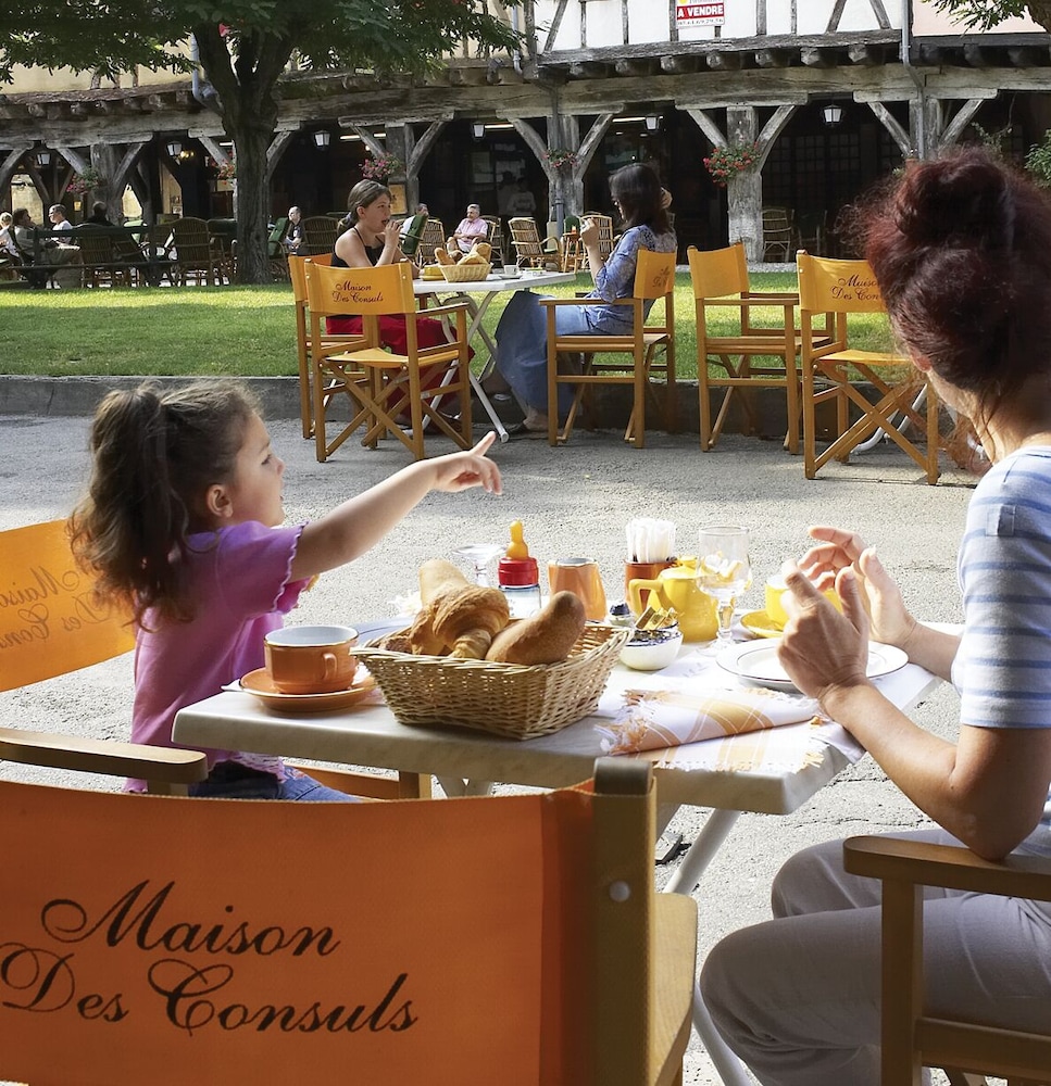 La Maison Des Consuls 35/50