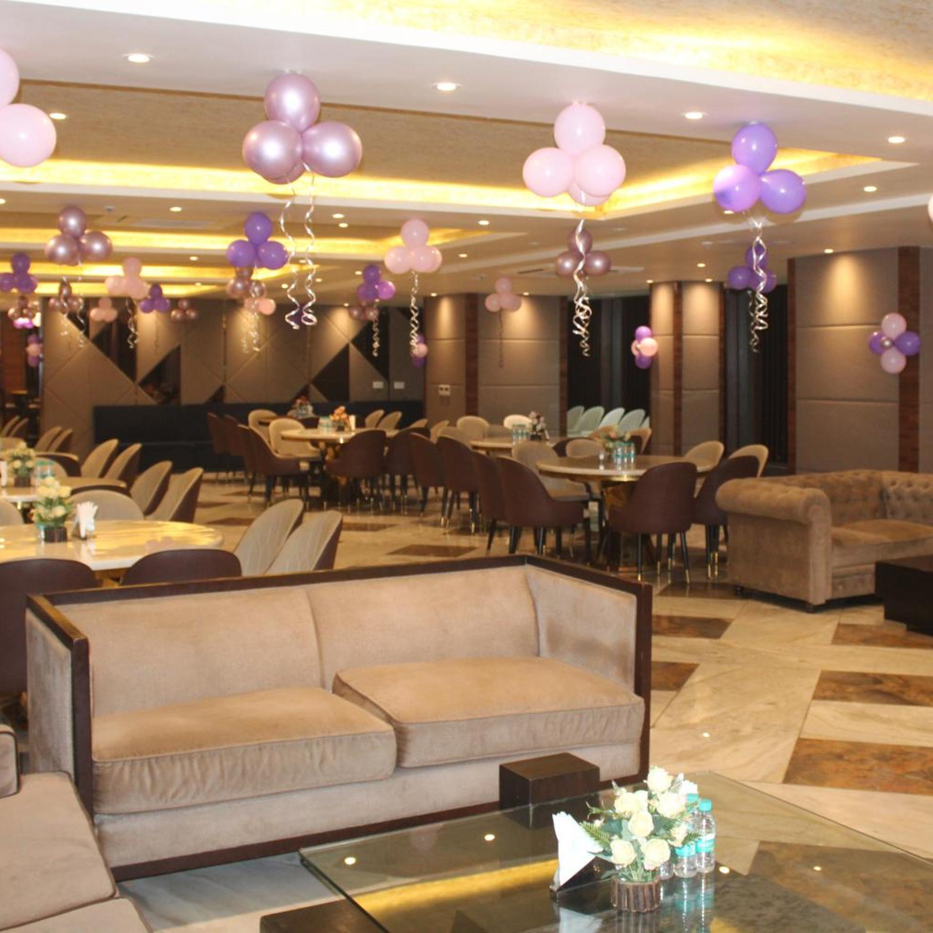Sapphire Sky Hotel 9/50