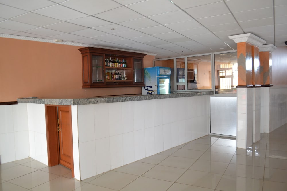 Le Best Hotel 3/33