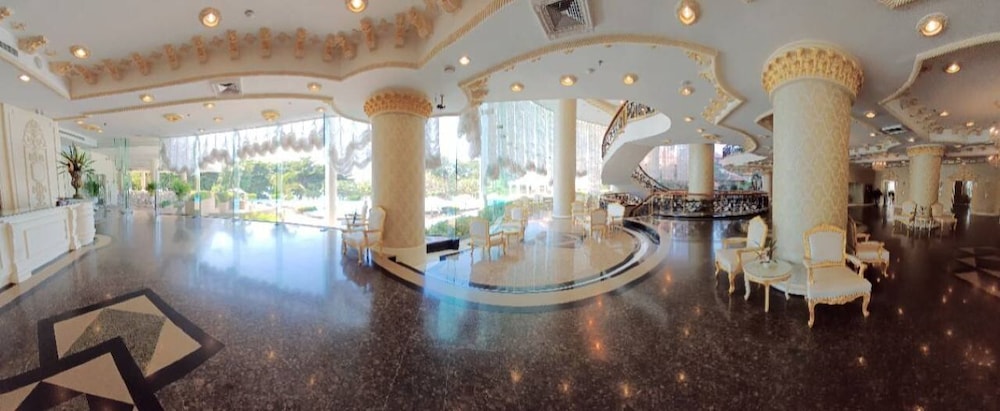 Adriatic Palace Pattaya 8/38