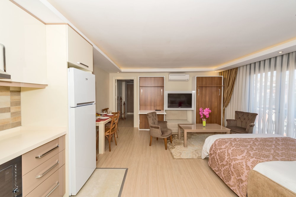Gen Suites 24/50