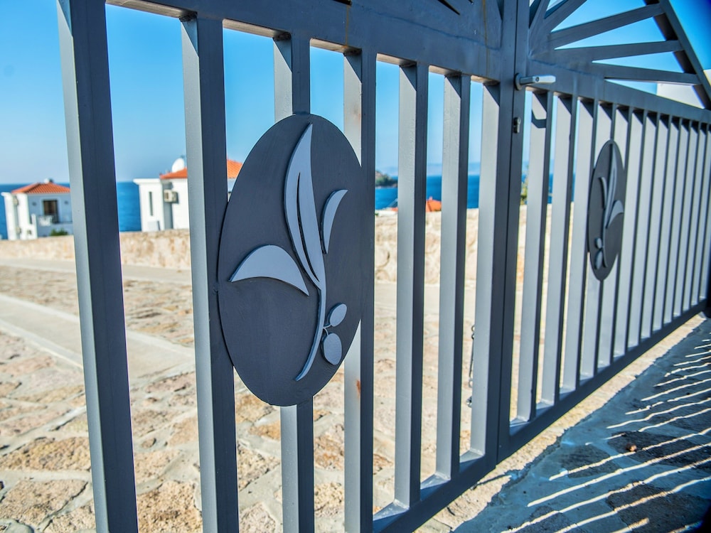 Eleia Seafront Villas 35/50