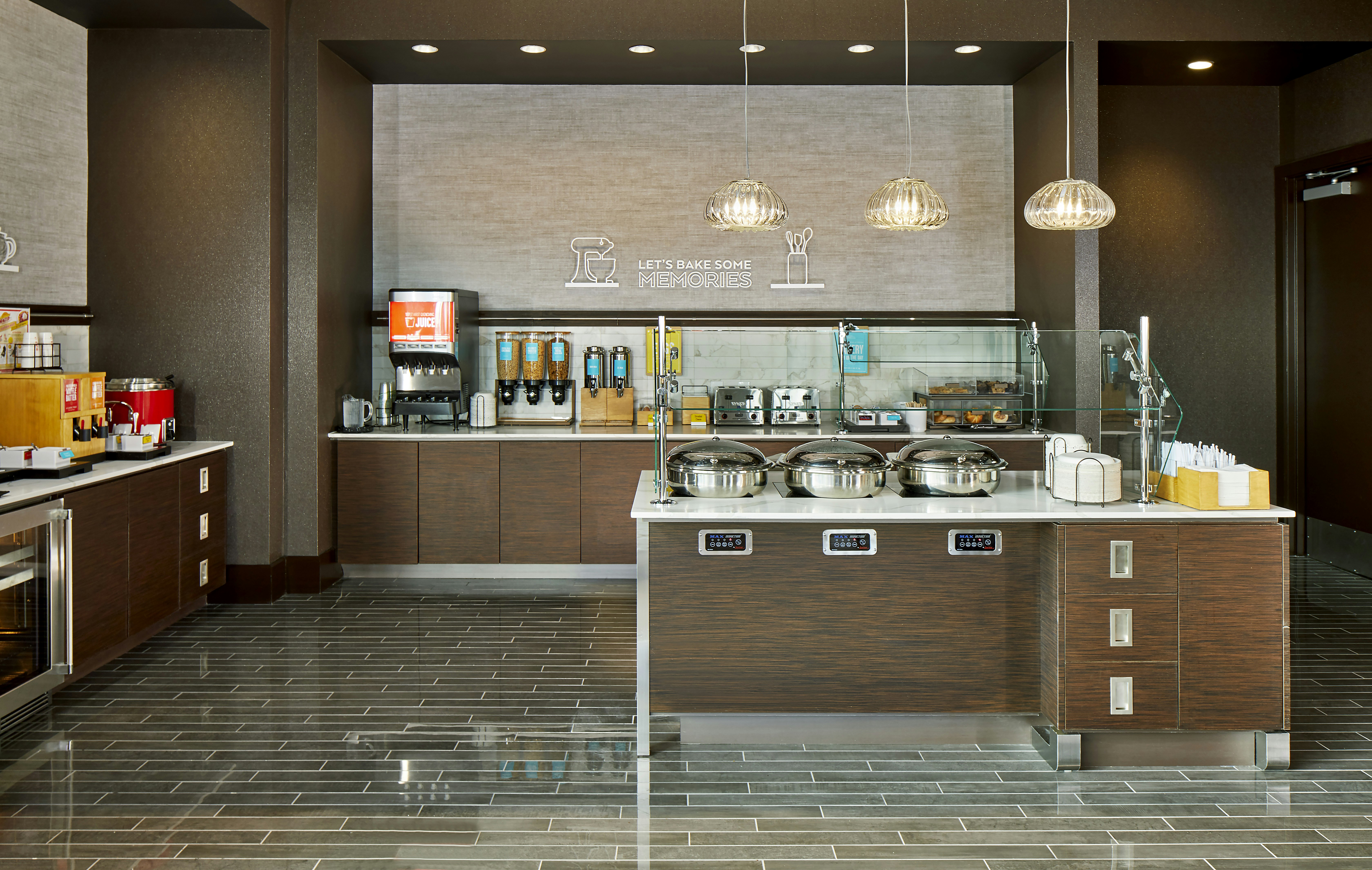 Hampton Inn and Suites Atlanta Midtown 42/53