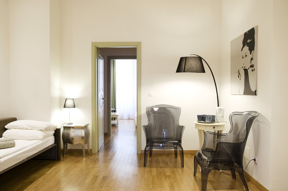 Dolce Vita Suites Hotel 33/48