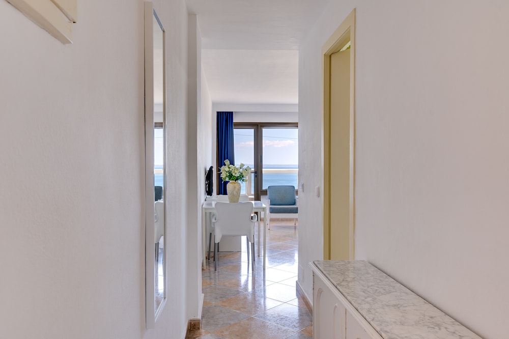 Apartaments las Palomas Econotels photo3