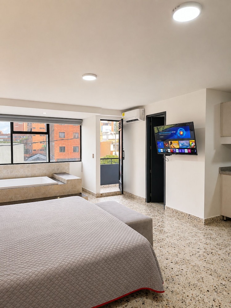 Ofix Hotel 43/50